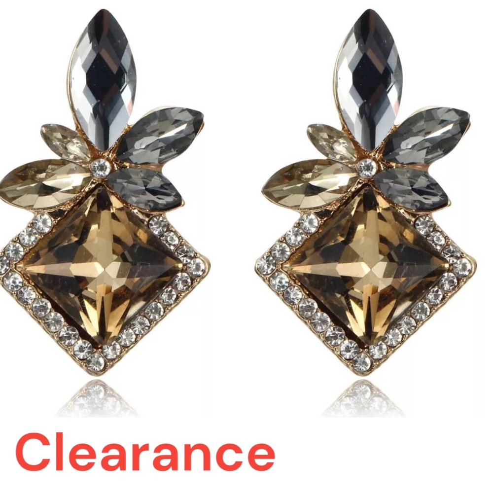 🔴 Champagne Crystal Earrings